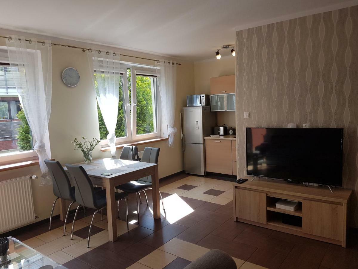 Apartament Z Ogrodkiem Pomerania Kolobrzeg Ngoại thất bức ảnh